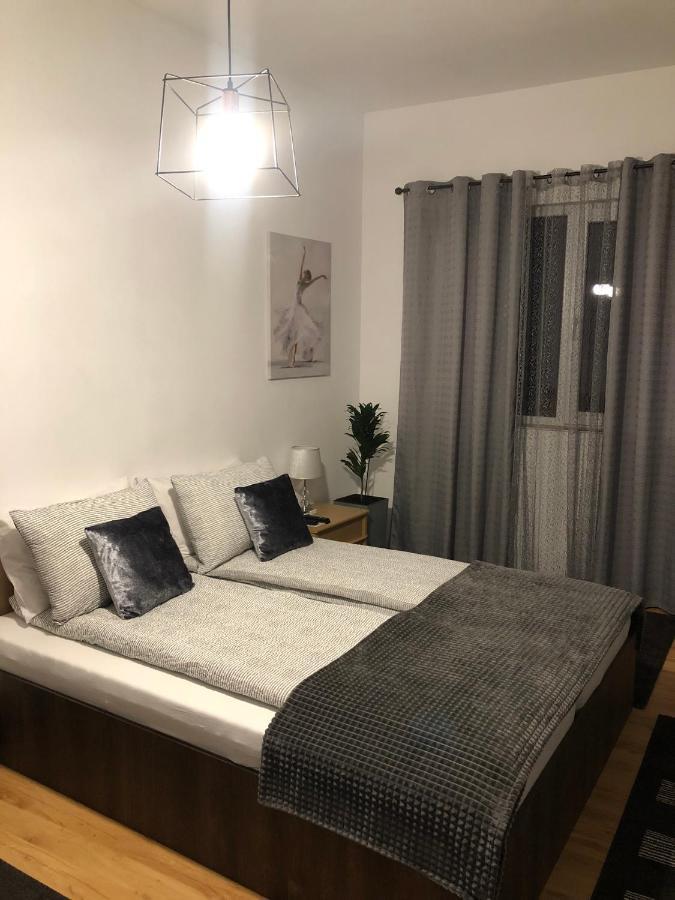 Apartament Basak 2 Appartement Deva Buitenkant foto